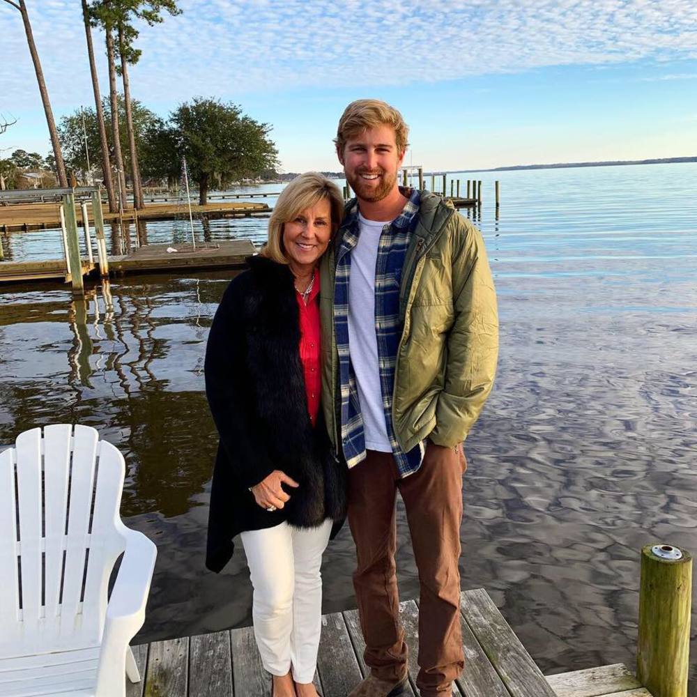 Meet your Posher, Thompson